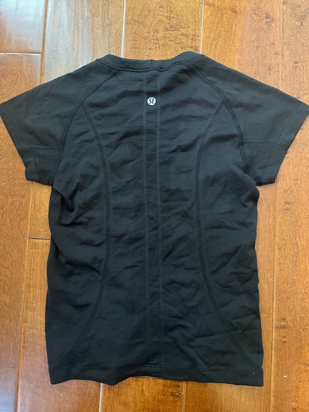Lululemon Black Short Sleeve swiftly top